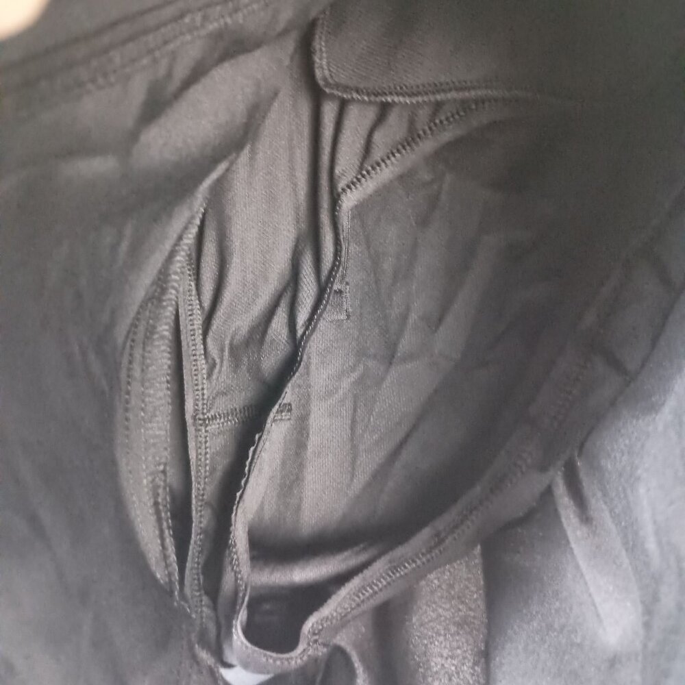 All in Motion Black Run Shorts Mid Rise Lined S NWT Zip Pocket - Picture 3 of 6